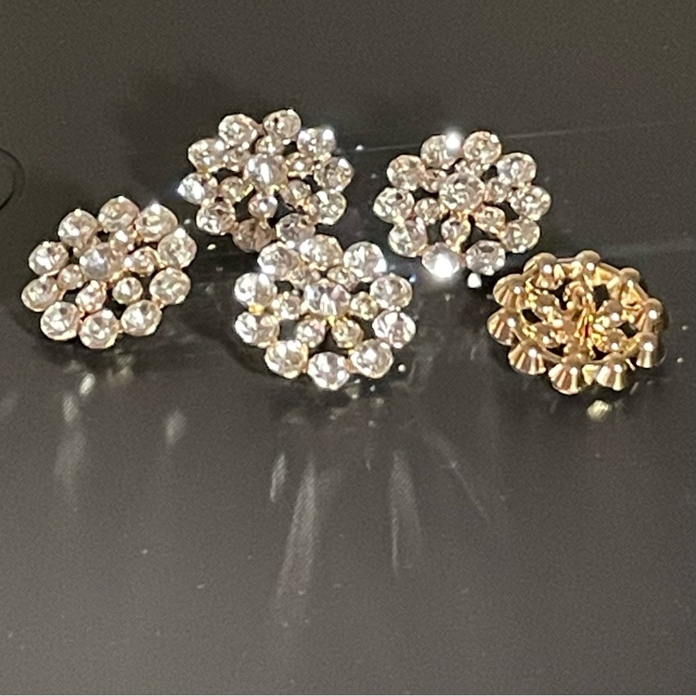 Set of Five (5) - 1” wide Clear Crystal Gold Shank Flower Buttons